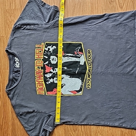 Lucky Brand AC⚡️DC Gray Concert T-Shirt Women's Size Small - Picture 5 of 9